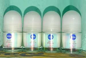 Set of 4 Roll-On Deodorants