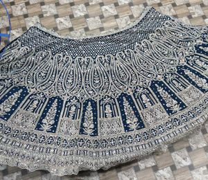 bridal lehanga choli sabyasachi