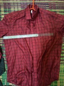 1 time used Regent Corporate Shirt L size ( The Perfect shirt for men) need Ironing only it wil look 100 %l new