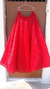 red lehenga