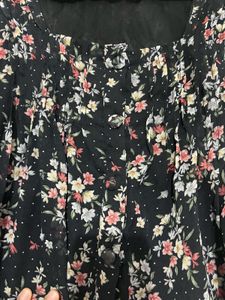 Summery Floral Crop Top