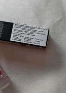 Huda Beauty Faux Filler - Bombshell