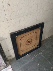 Carrom Board Game