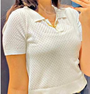 WHITE COLLAR TOP😍🫵