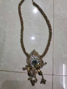 Peacock Feather Shape Necklace... Golden In Colour