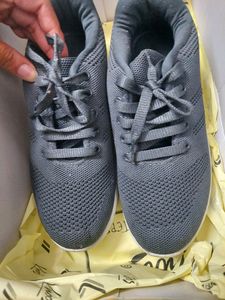 Women Sports Shoes