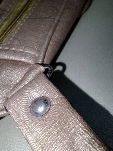 Beautiful 😍 Golden Brown Handbag 👜