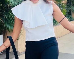 White Stylish Top / blouse