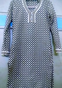 Checkered Pattern Knit Kurta