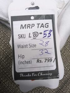 🤑L@53 Size-28 White Skinny Jeans