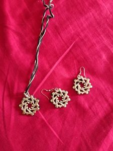 Pendant Set