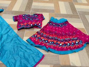 Ethnic Girls Clothing Set