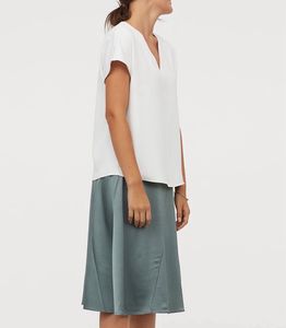 H&amp;M Women White Solid V-Neck Blouse