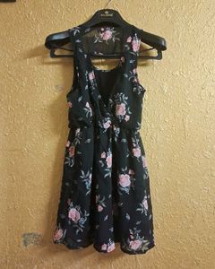 H&amp;M BLACK FLORAL DRESS