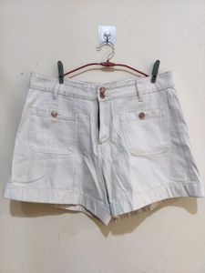 Casual Beige Shorts