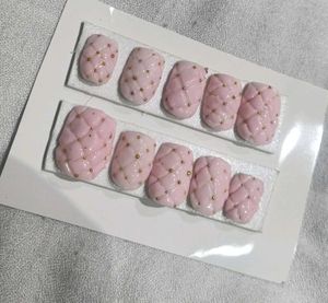 Pink Quilted Press-On Nails
