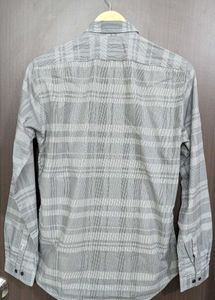 A Original Peter England Shirt M Size 39cm