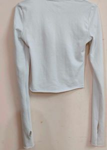 Off White Skinny Fit Crop Top With Thumbhole