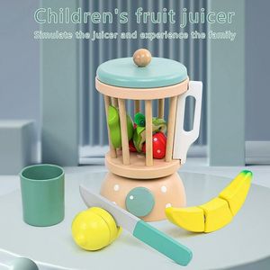 Wooden Mixer/Juicer &amp; Blender Toy Set - 7 Pcs