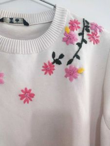DNMX Floral Embroidered Sweater