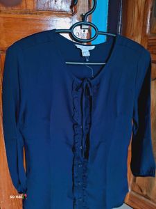 FOREVER 21 Navy Ruffle shirt