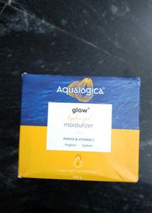 Aqualogica Glow Moisturizer