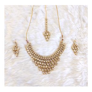 Luxuriant Diamond & Kundan Heavy Necklace✨