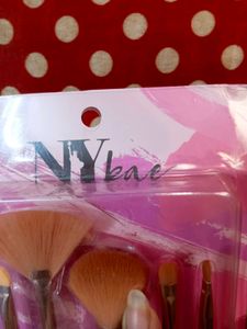 NY Bae Makeup Brush Set