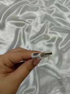 B Type Cable.