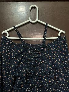 OFF SOULDER TOP