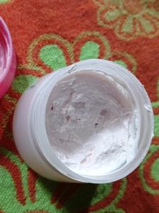 Ponds Bright Beauty Cream With SPF 15
