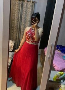 Red Embellished Halter Gown❤️🎀☎️