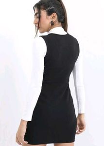 BLACK SOLID PINAFORE DRESS