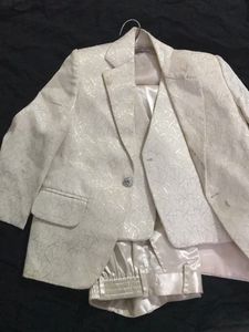 Suit With Waist Coat Size Small For 4-5 Years Boy