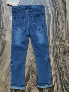 Girls&#39; Graphic Embroidered Jeans