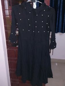 Elegant Black Midi Dress