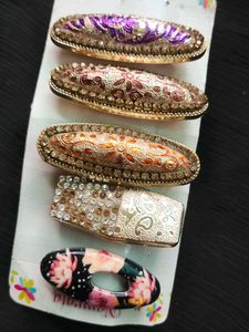 Sparkly Saree Pin (Pp 20rs)