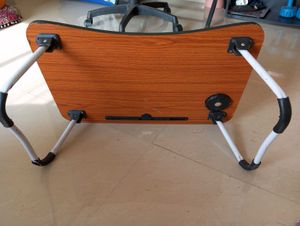 Portable laptop Desk