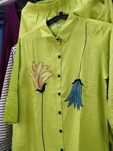 Floral Embroidered Kurta Set