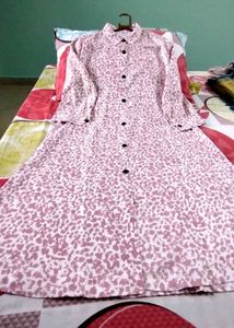 Brand New Long Marbel Effect Pink Co-ard Set