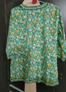 Beautiful Printed Short Kurti