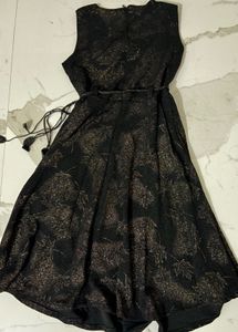 Elegant Black Leaf Print Dress