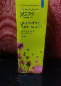 Face Wash For Bright Skin