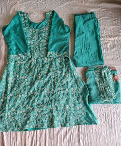 Combo Of 2 Pakistani Suits