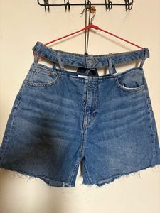 Belted Denim Cut-off Shorts