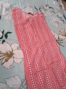 Red Kurta