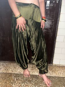 Satin salwar