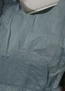 Elegant Ethnic Gown with similar legi