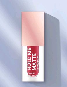 Swiss Beauty Hold Me Matte Liquid Lipstick