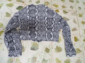 Top Small Size S